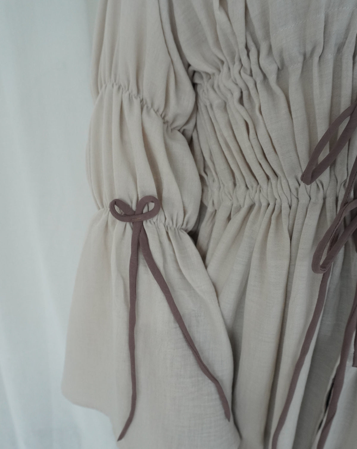 Contrast Ruched Abaya in Beige