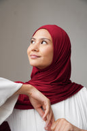 Jersey Hijab in Cherry Red
