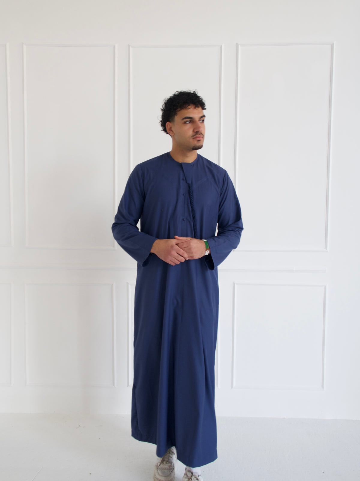 Navy Blue Emirati Thobe