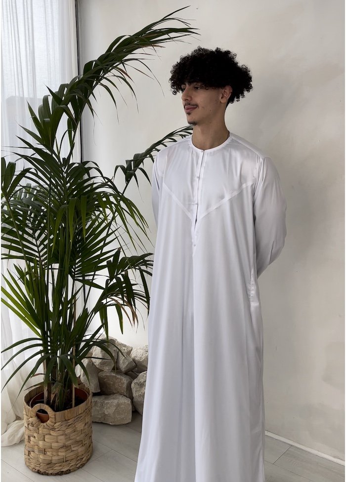 Classic White Emirati Thobe