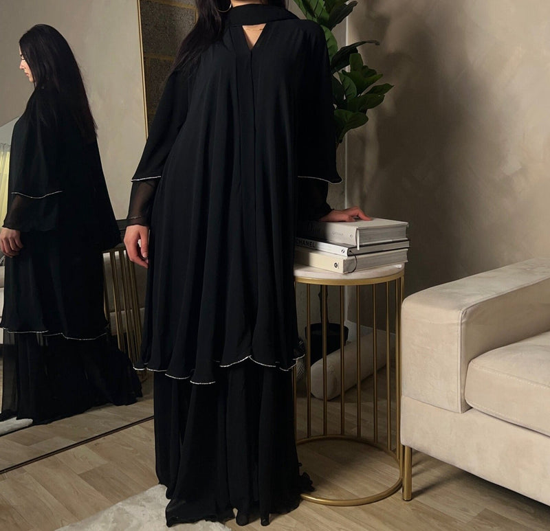 Diamond layered abaya in Midnight Black