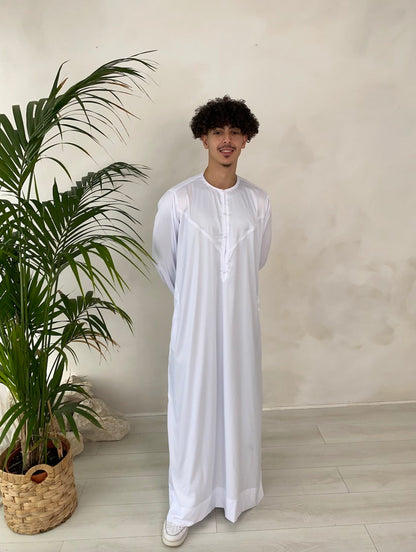 Classic White Emirati Thobe