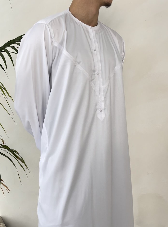 Classic White Emirati Thobe